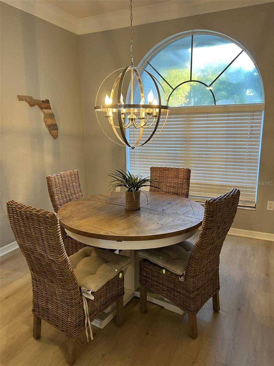 PIPERS MEADOW - Residential