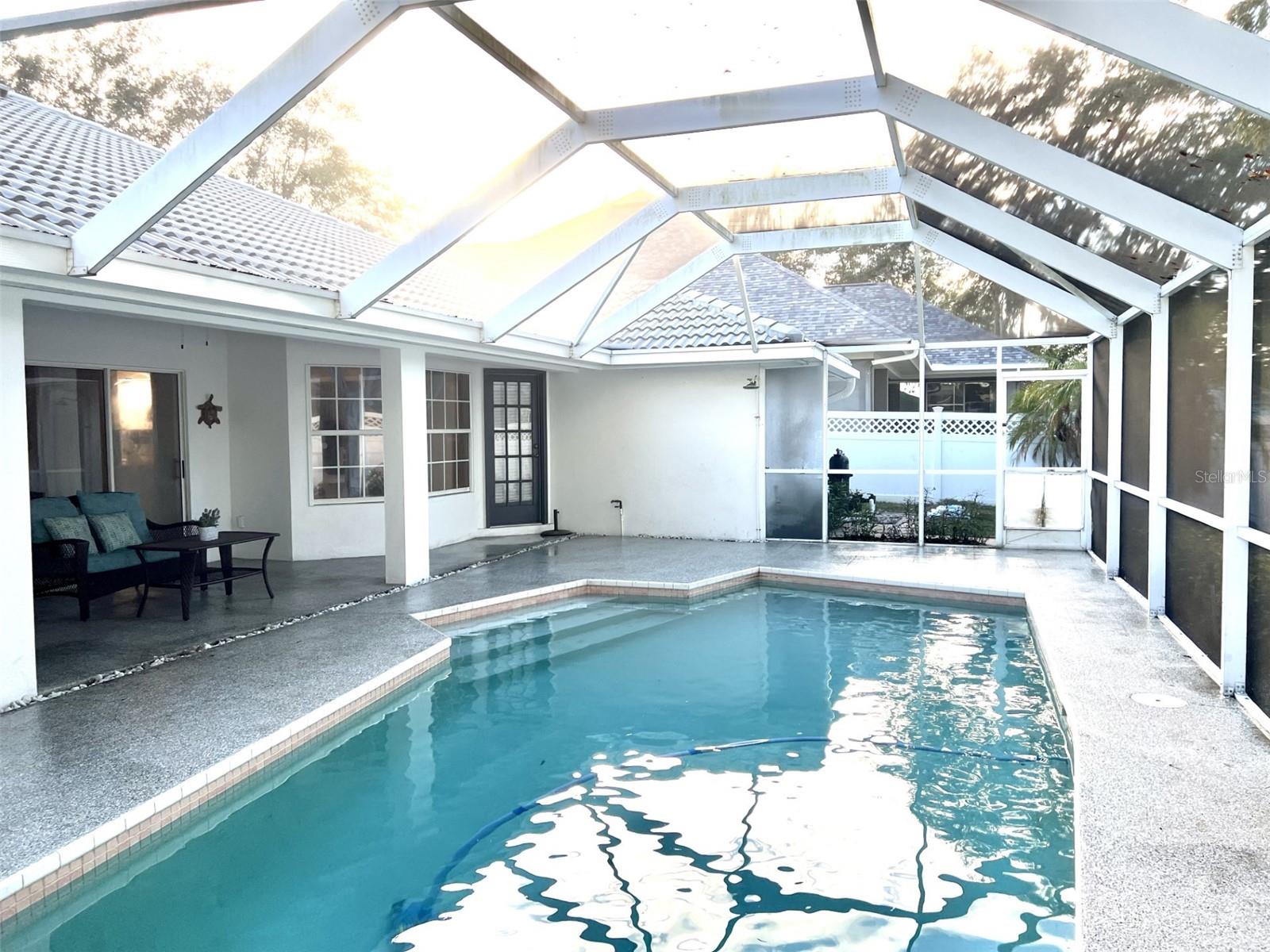 PIPERS MEADOW - Residential