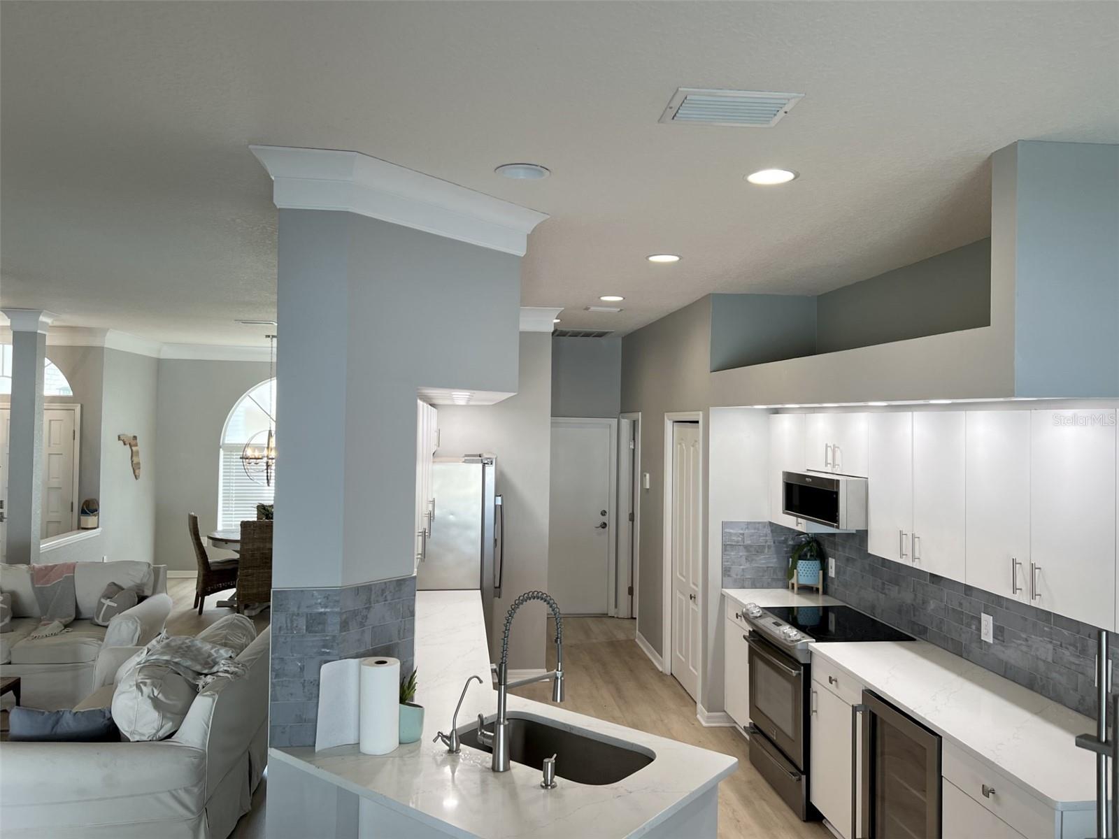 PIPERS MEADOW - Residential