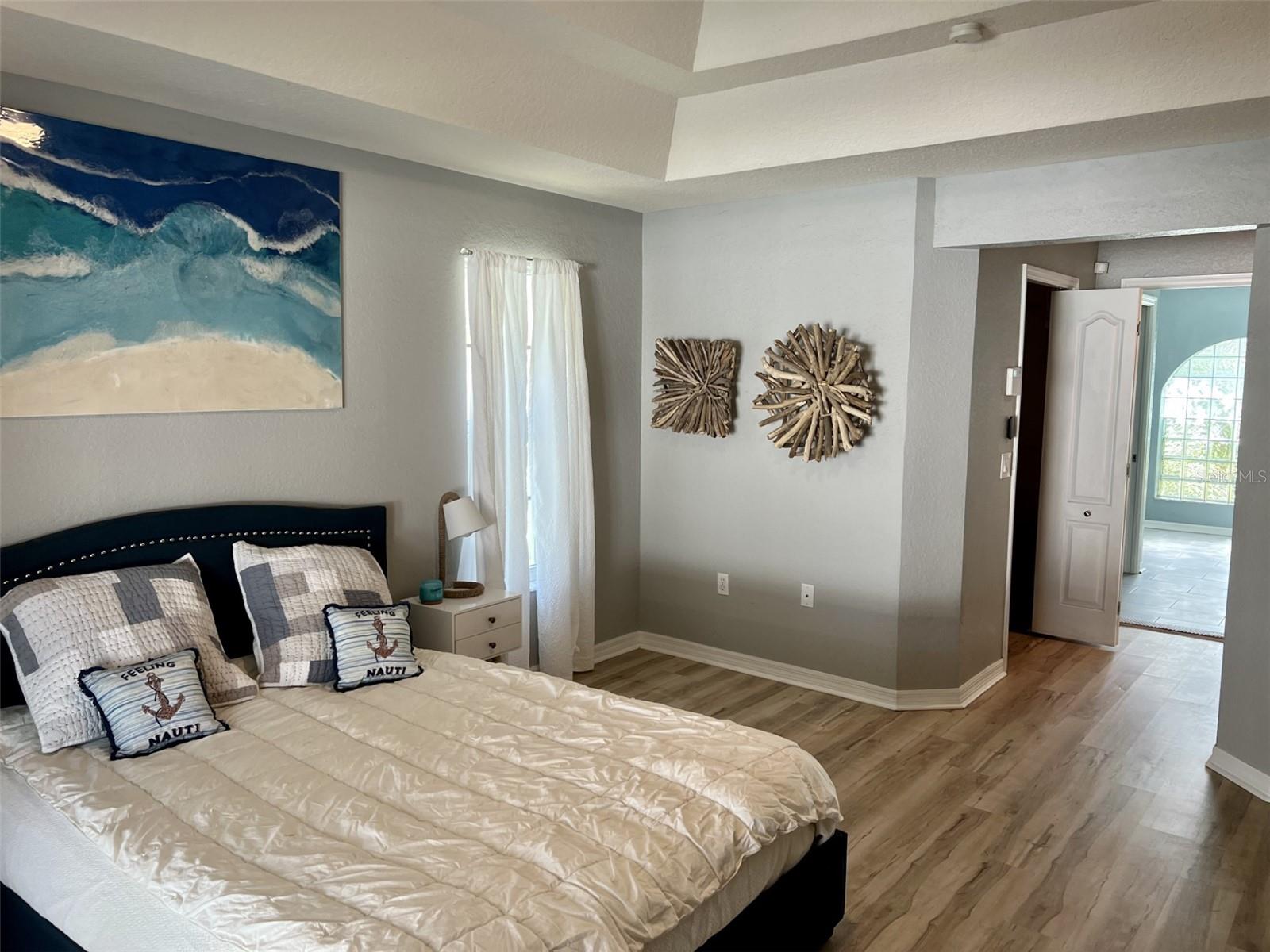 PIPERS MEADOW - Residential