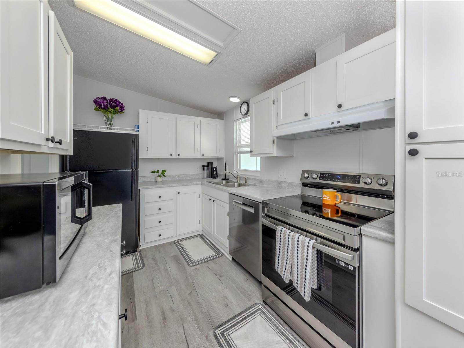 HARBOR ISLES III - Residential