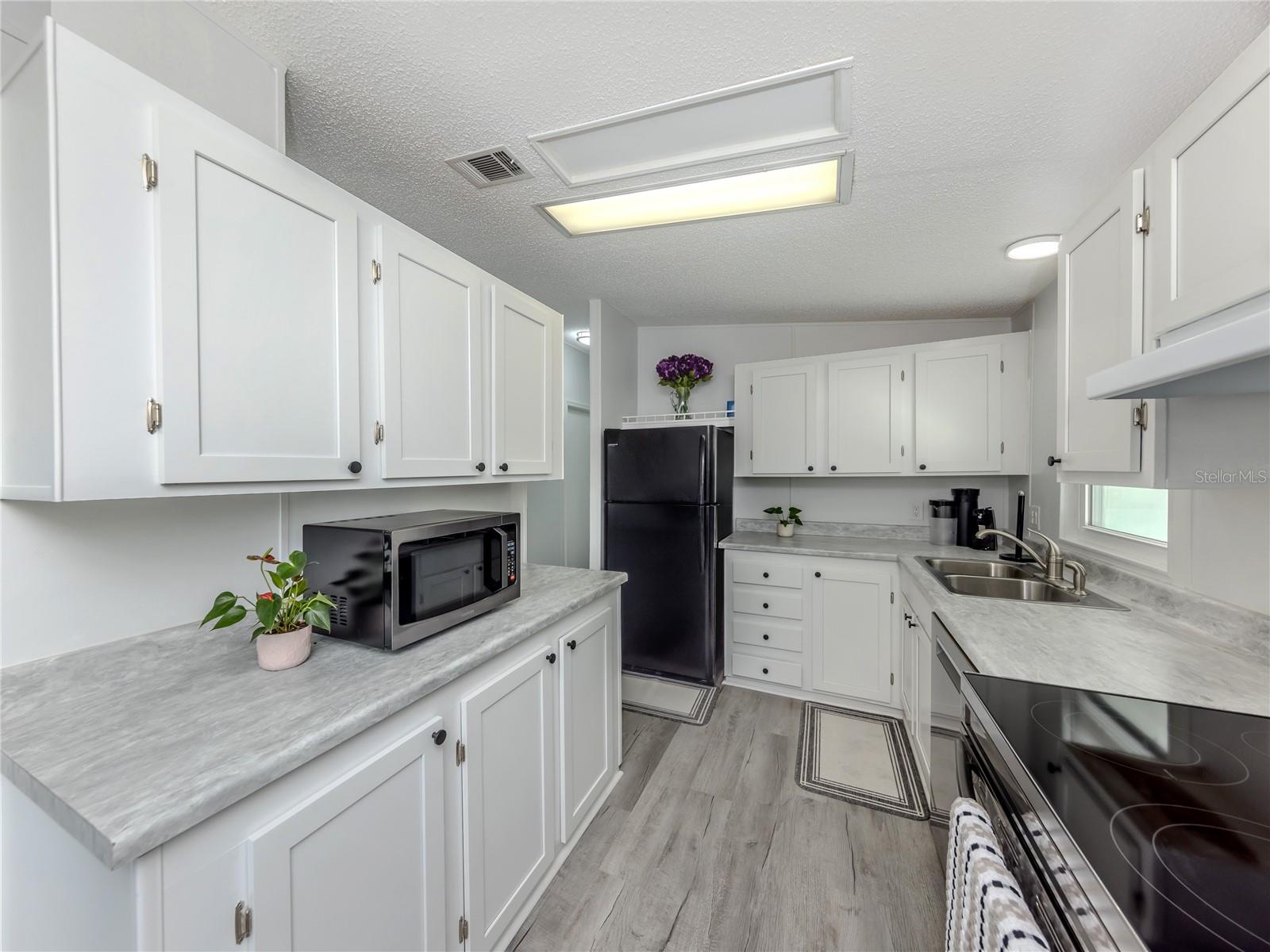 HARBOR ISLES III - Residential