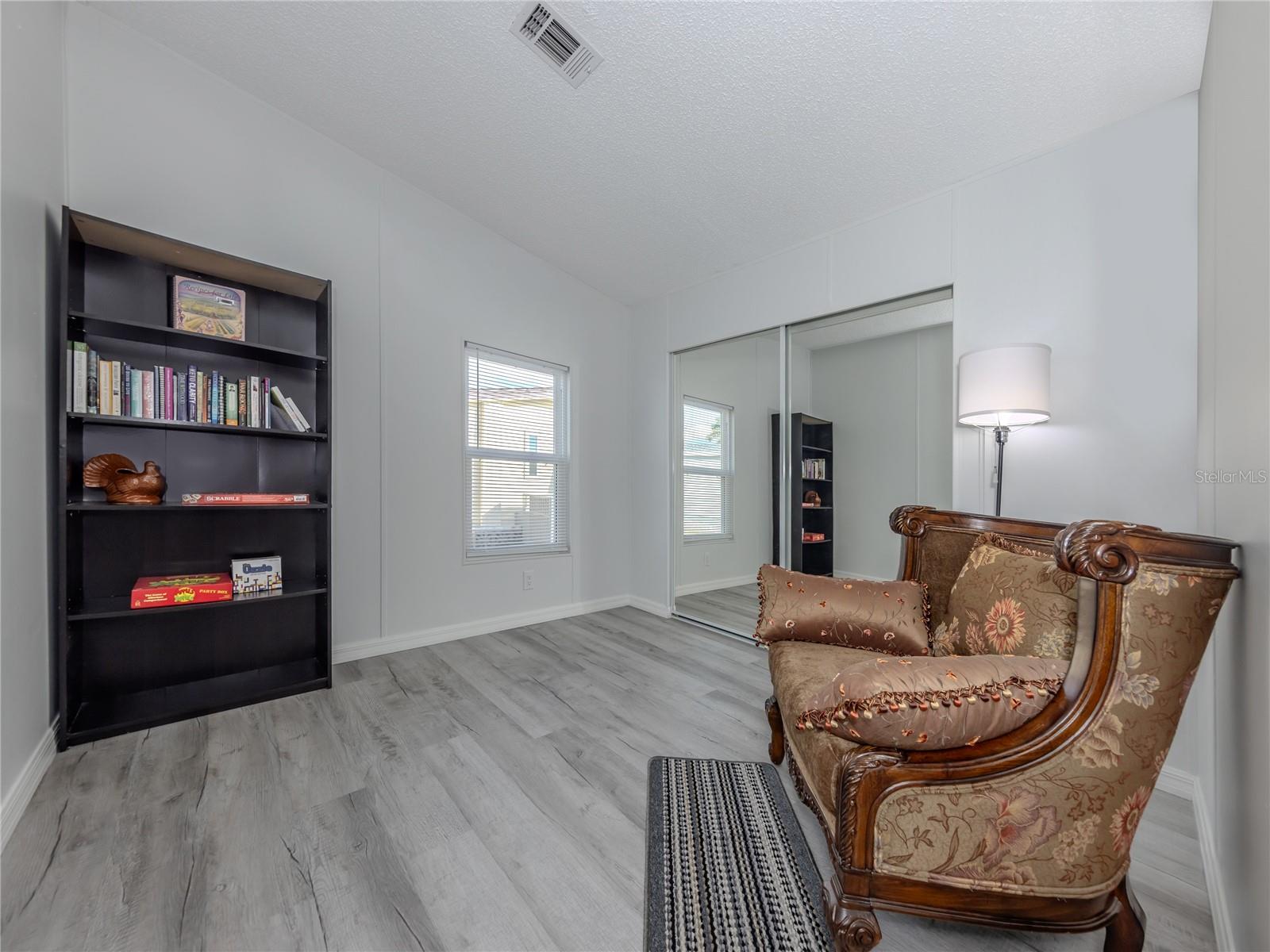 HARBOR ISLES III - Residential