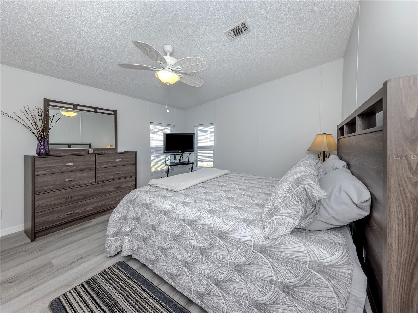 HARBOR ISLES III - Residential