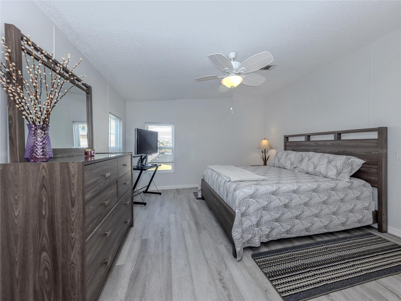 HARBOR ISLES III - Residential