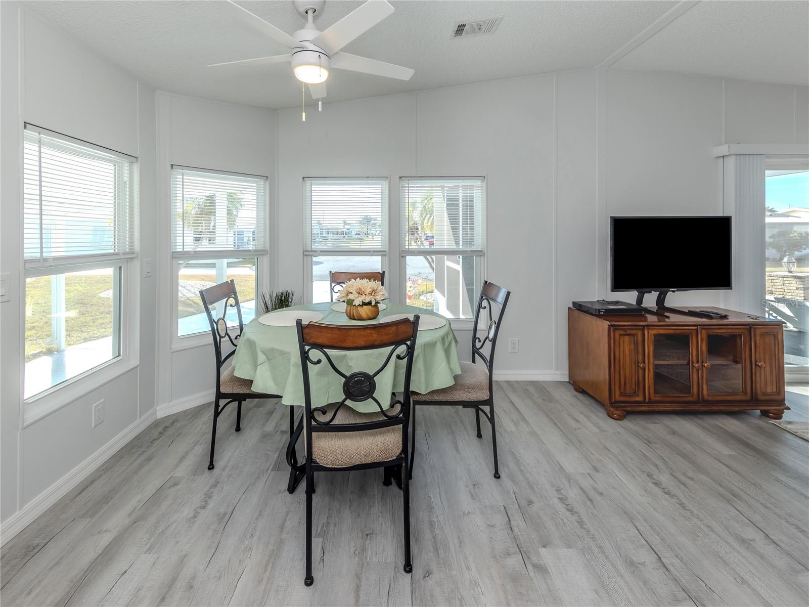 HARBOR ISLES III - Residential