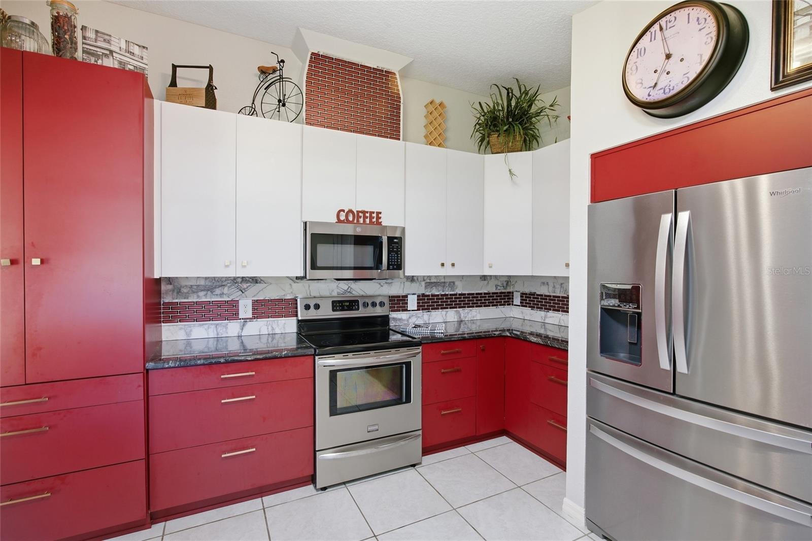 BELLEVIEW HEIGHTS ESTATE - Residential