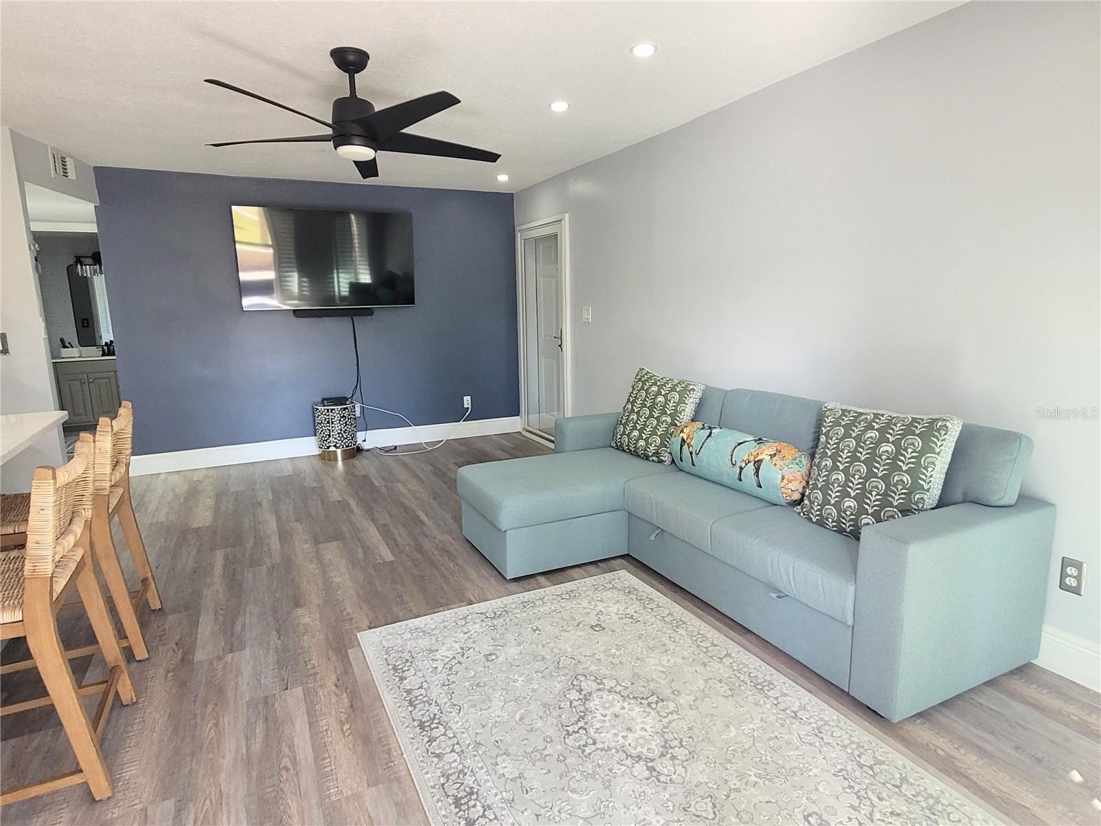 SANDAL COVE CONDO - Residential