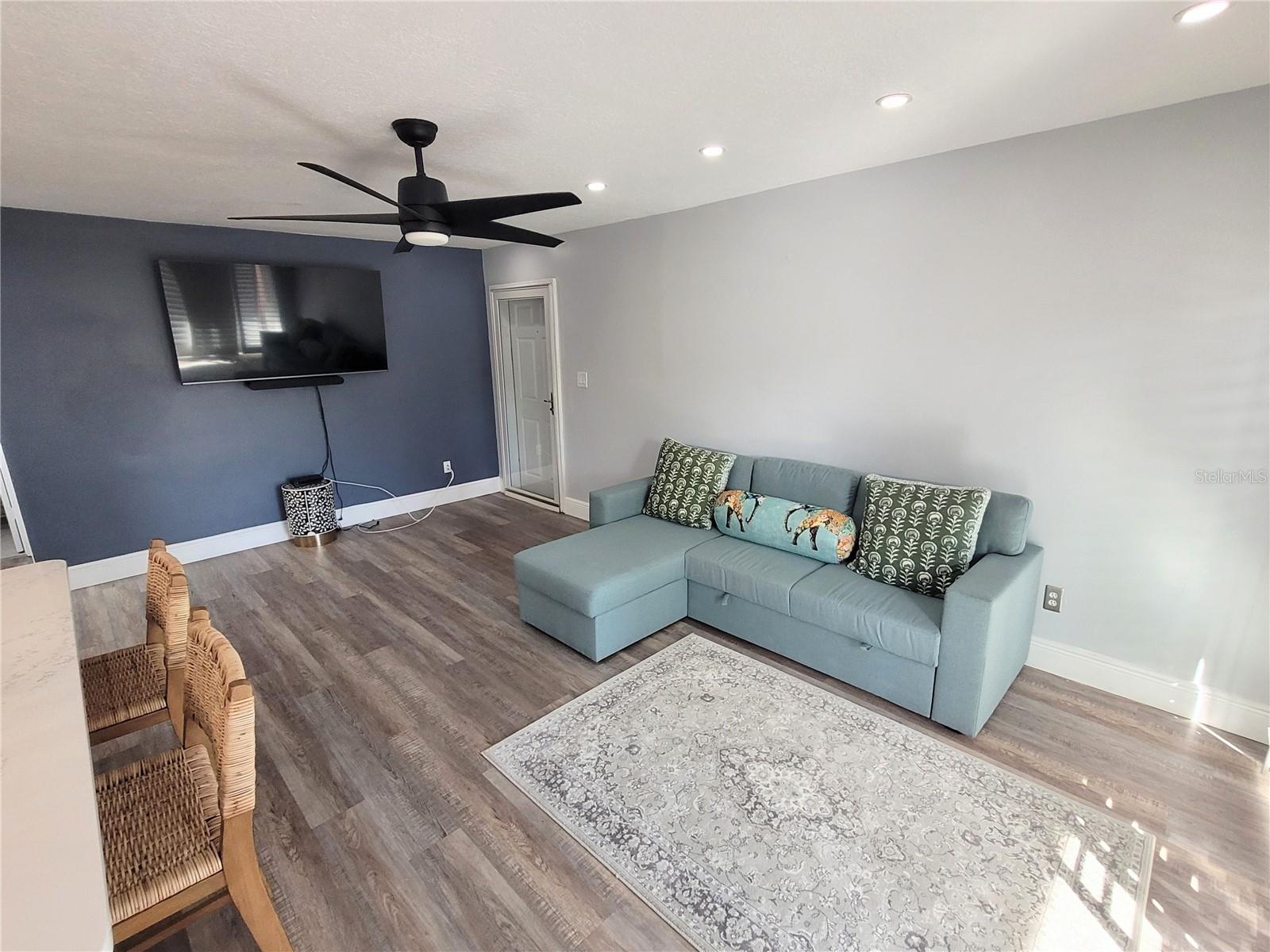 SANDAL COVE CONDO - Residential