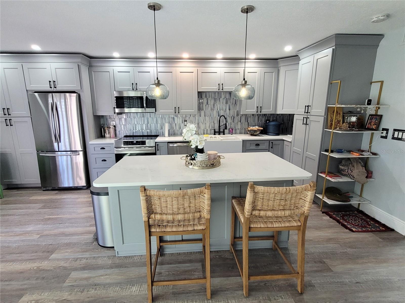 SANDAL COVE CONDO - Residential