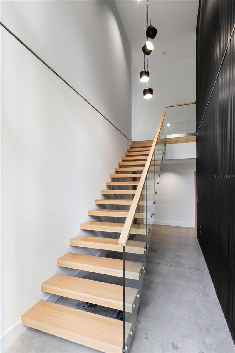 GOLDENROD/PERSHING - Residential