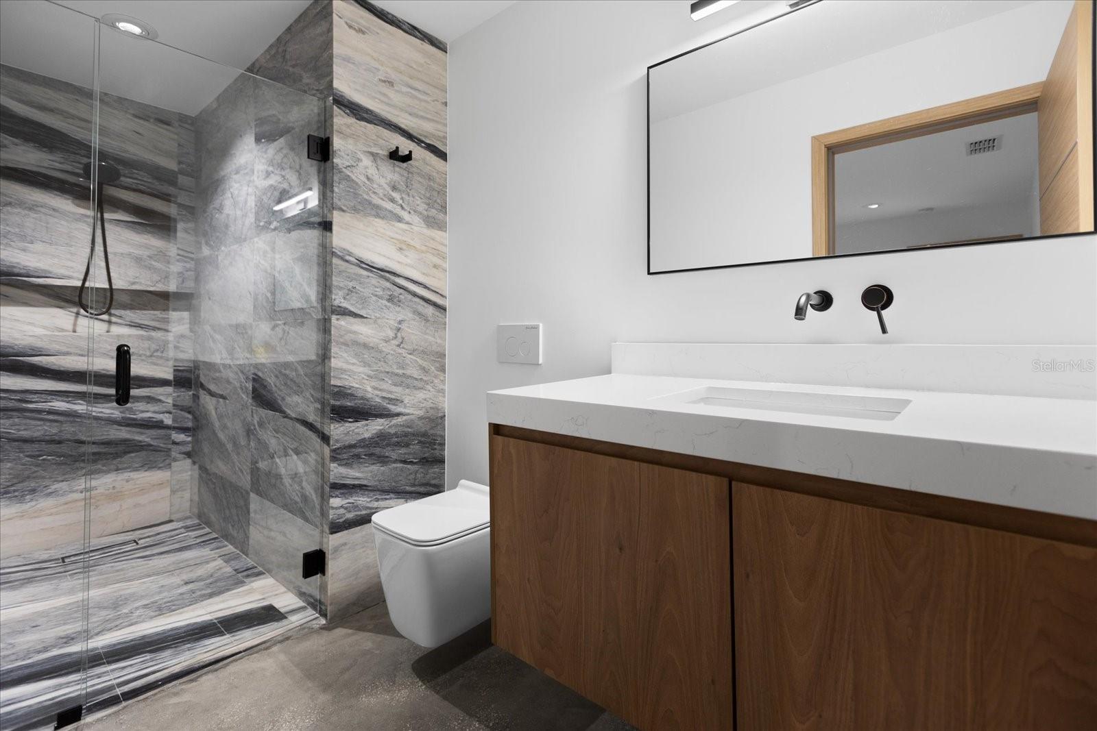 GOLDENROD/PERSHING - Residential