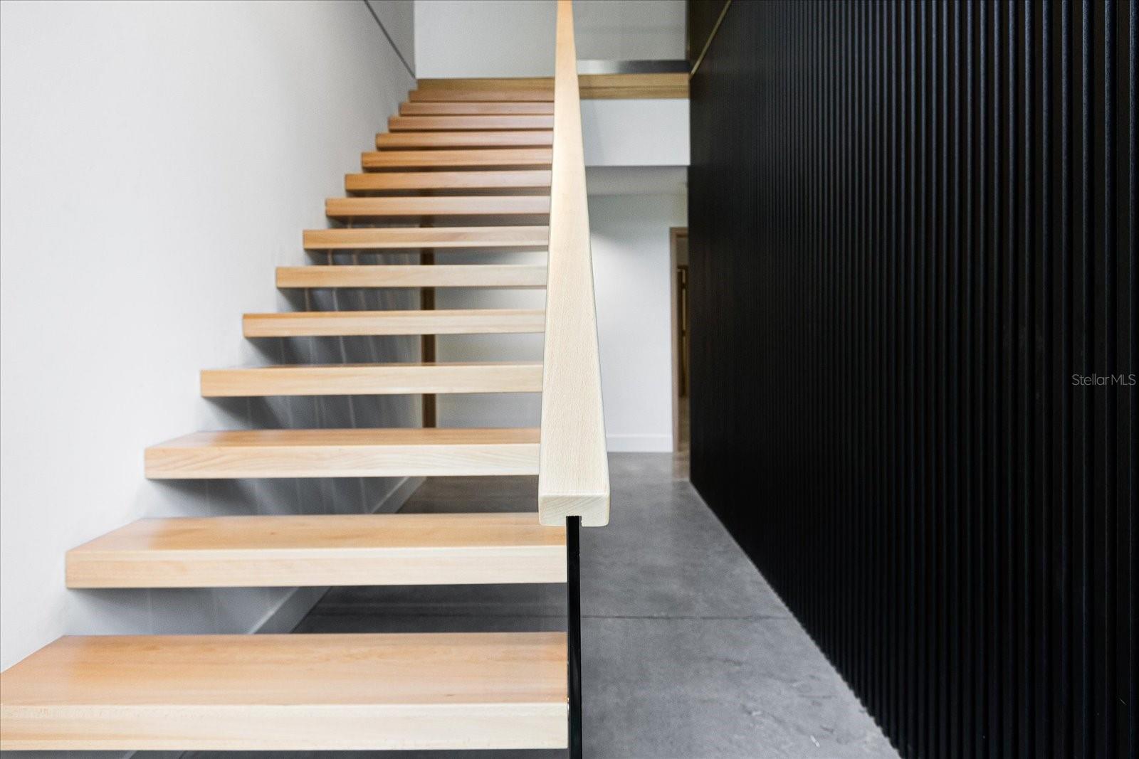 GOLDENROD/PERSHING - Residential