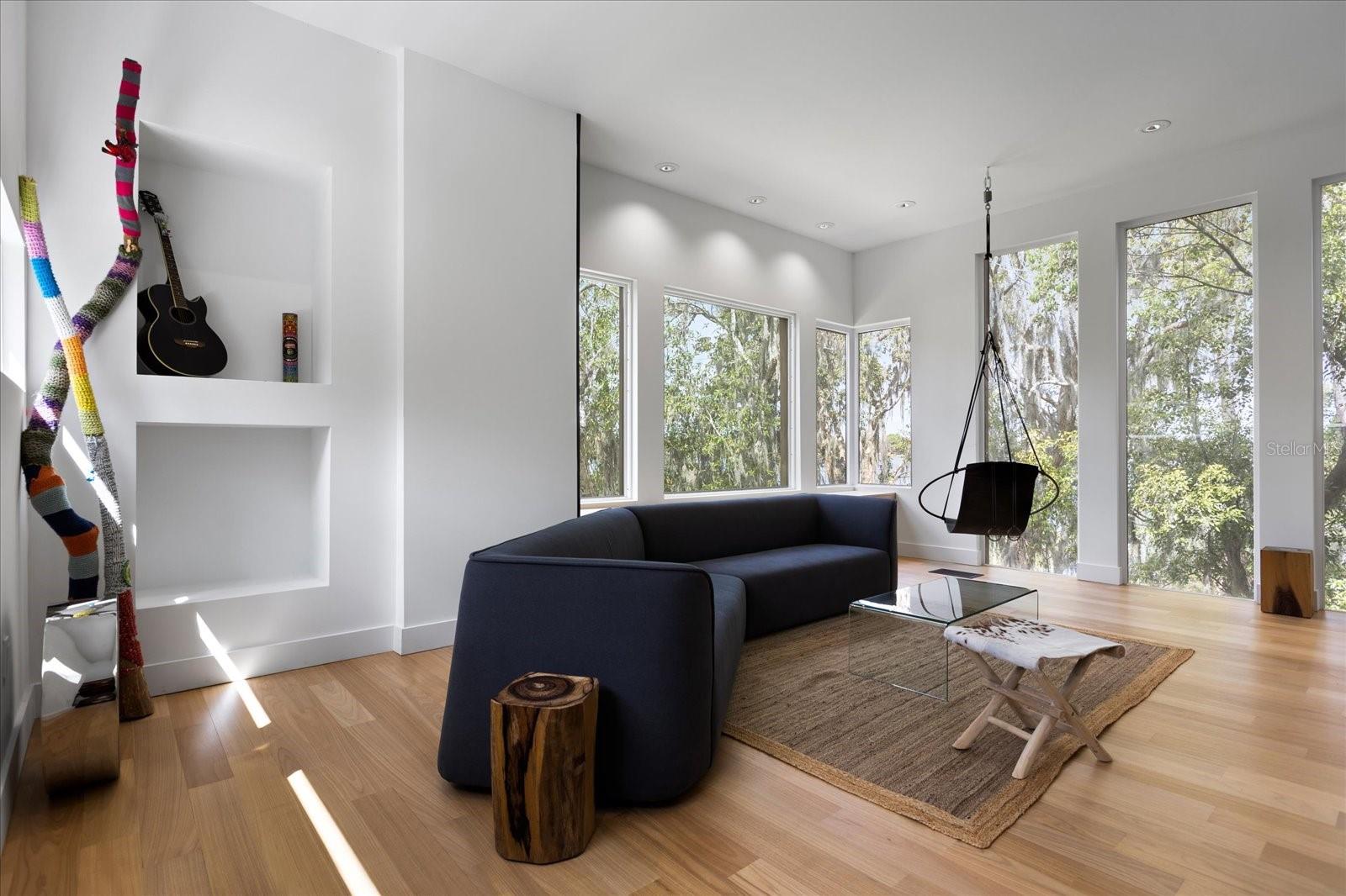 GOLDENROD/PERSHING - Residential