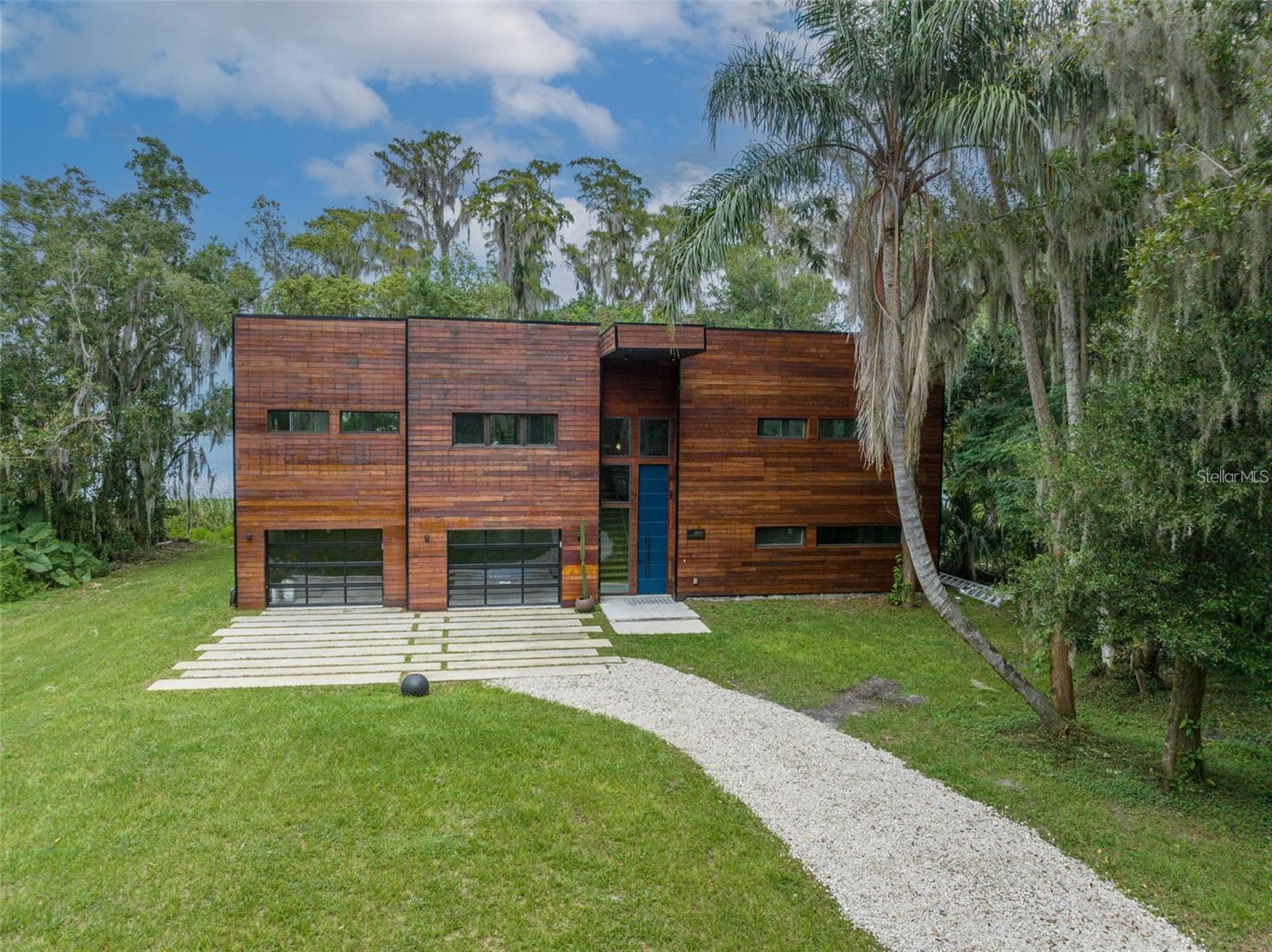 GOLDENROD/PERSHING - Residential