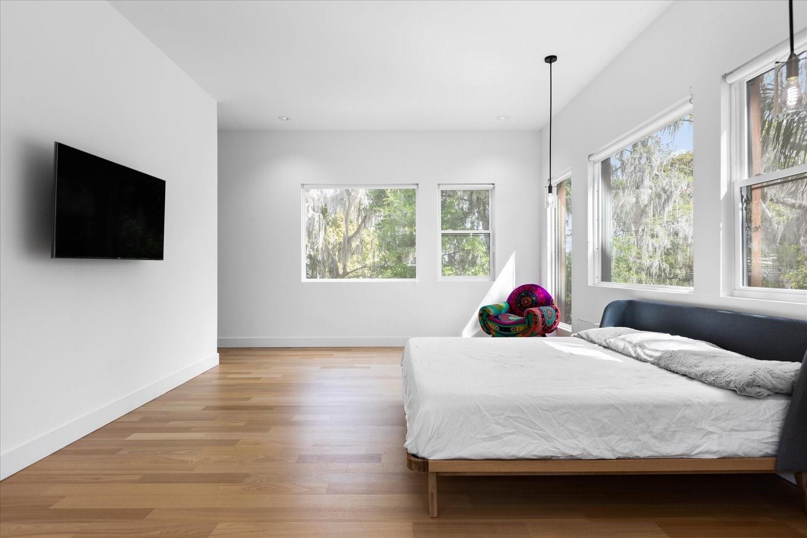 GOLDENROD/PERSHING - Residential