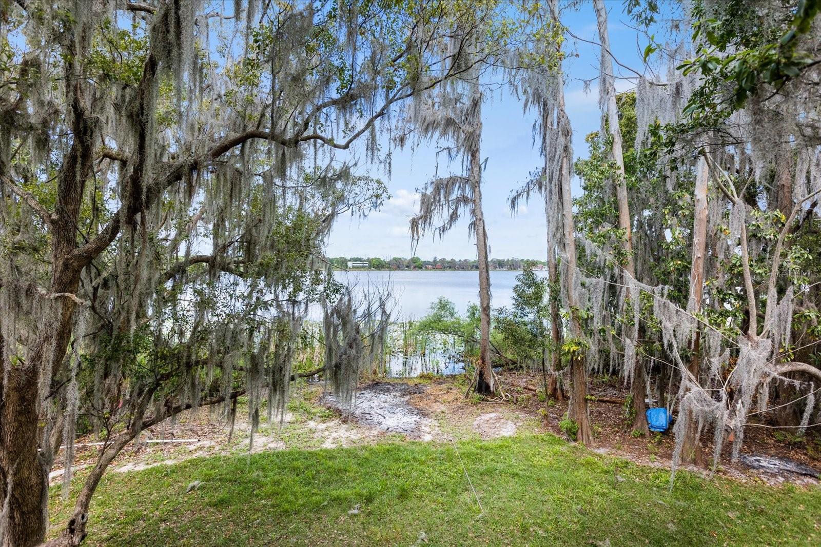 GOLDENROD/PERSHING - Residential