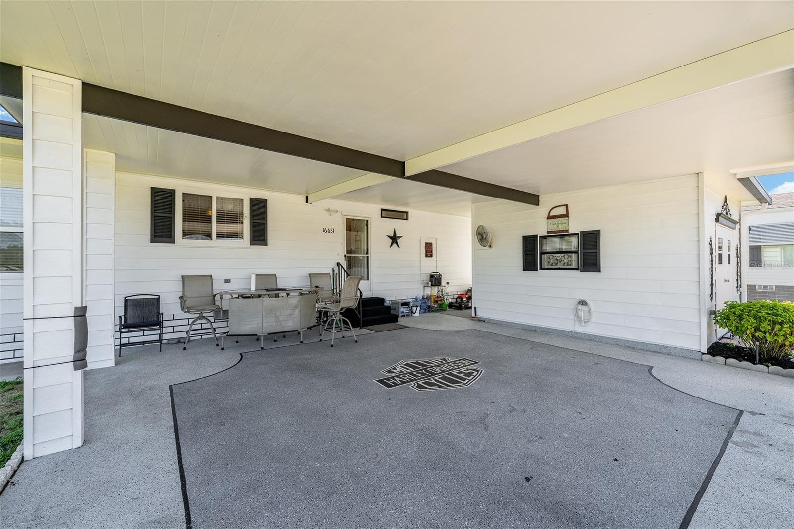 HILLTOP ESTATES - Residential