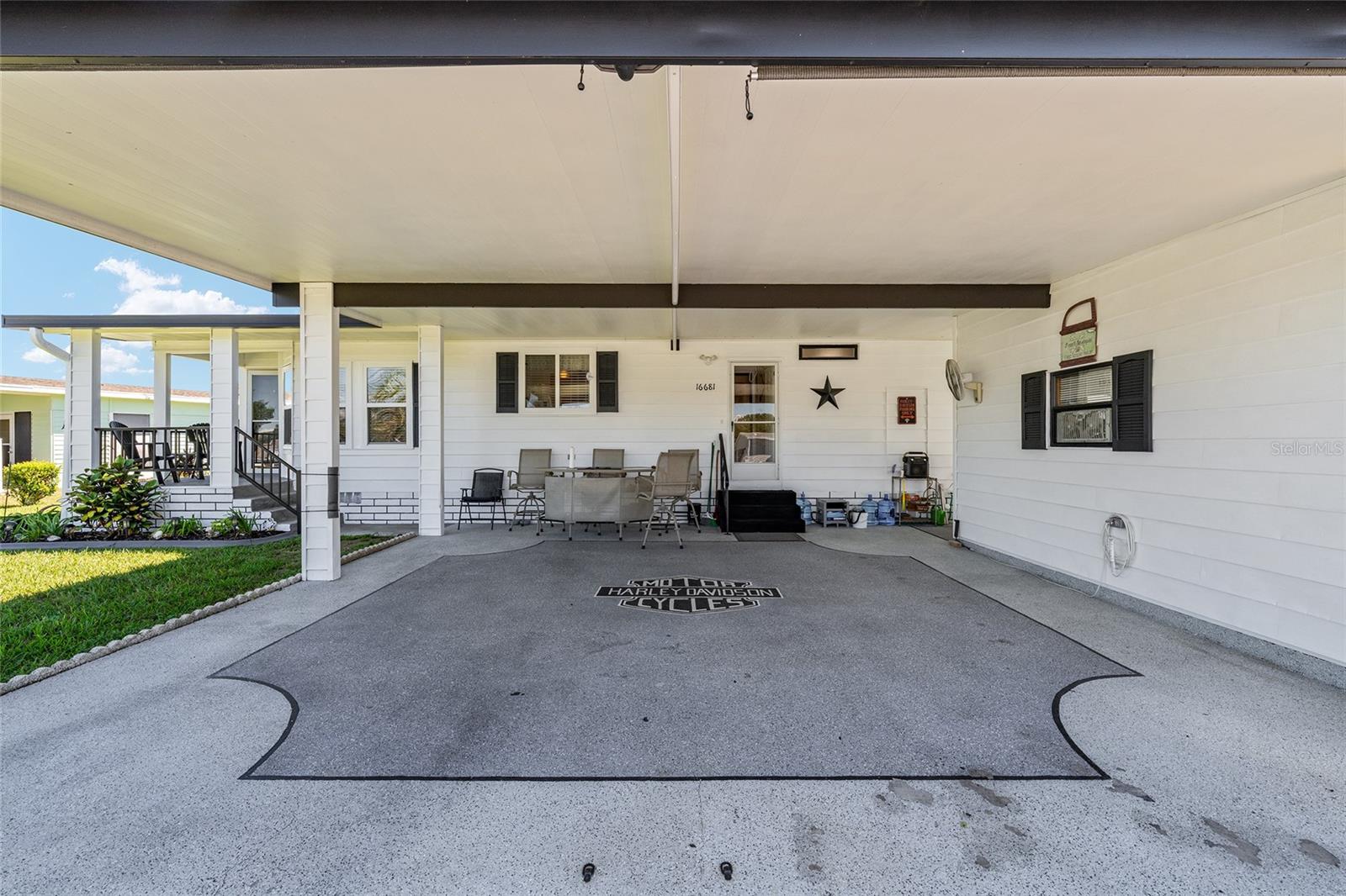 HILLTOP ESTATES - Residential