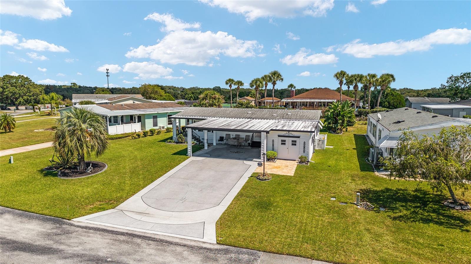 HILLTOP ESTATES - Residential