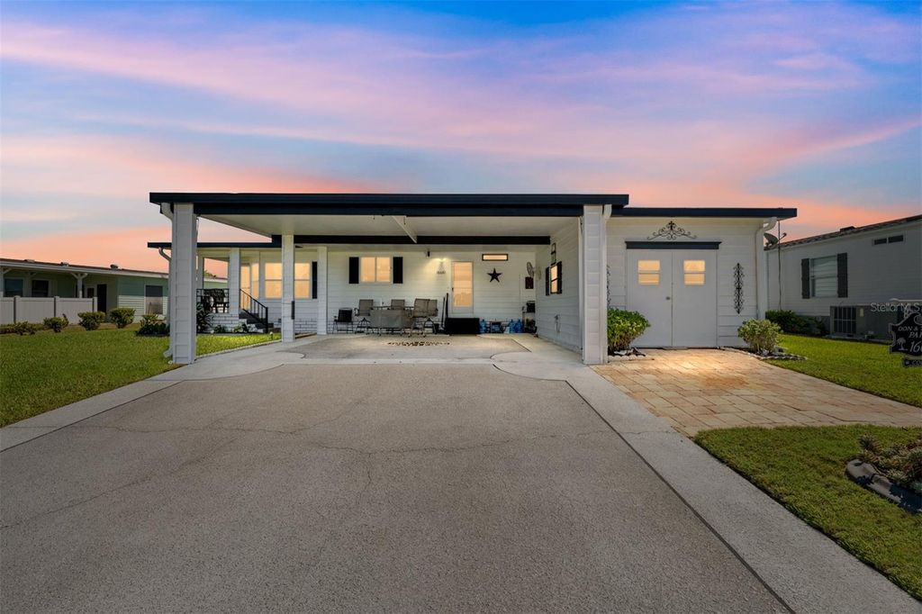 Photo of 16681 SE 96th Court, Summerfield, FL 34491 (MLS # OM710004)