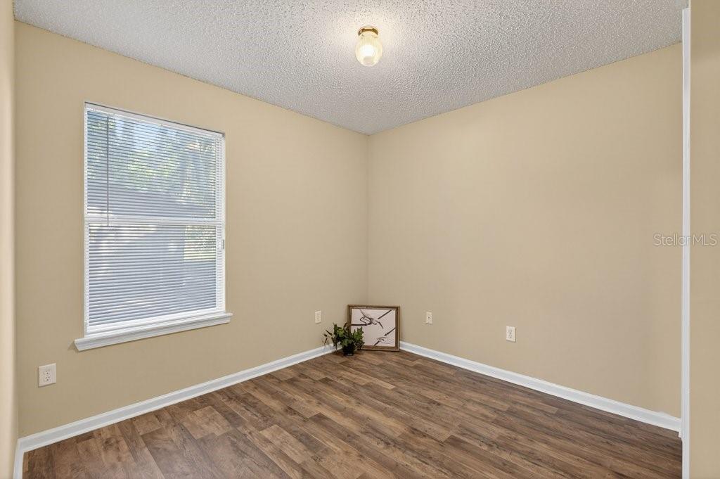 SUNNYSIDE PARK - Residential