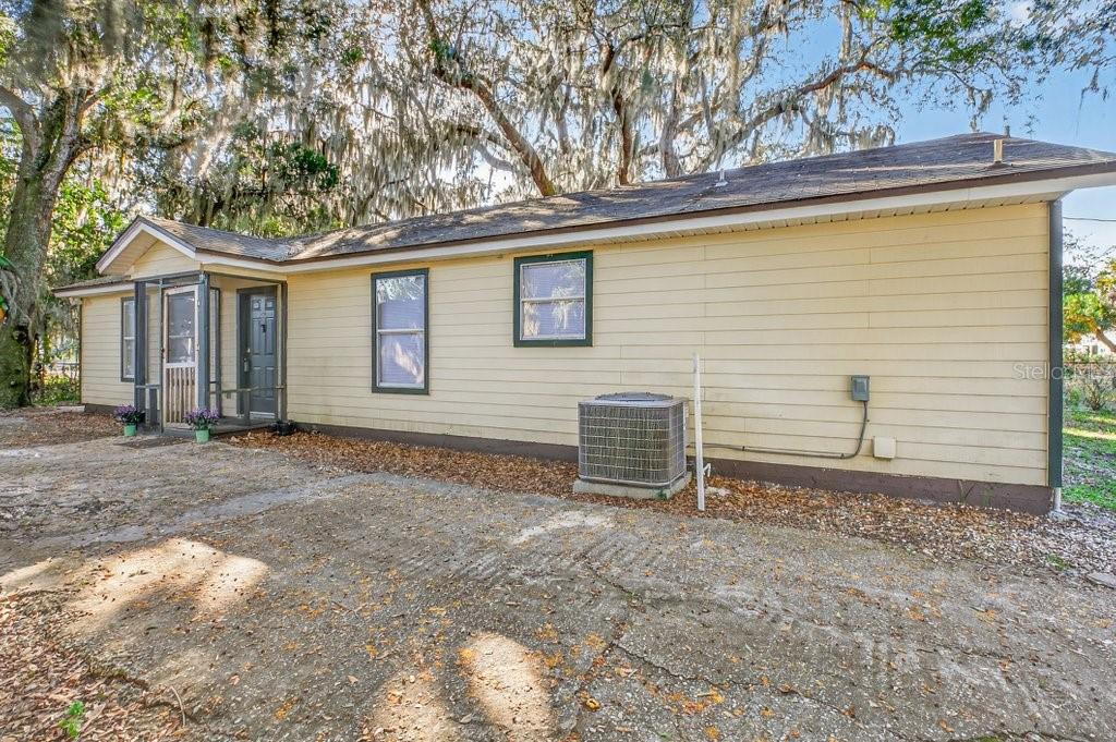 SUNNYSIDE PARK - Residential