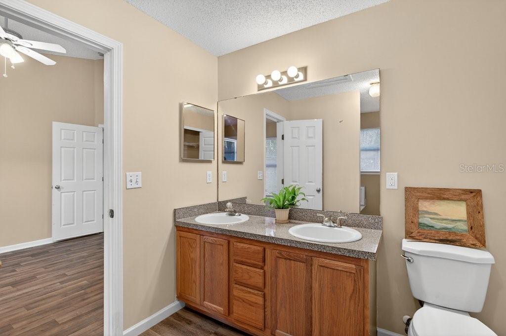 SUNNYSIDE PARK - Residential