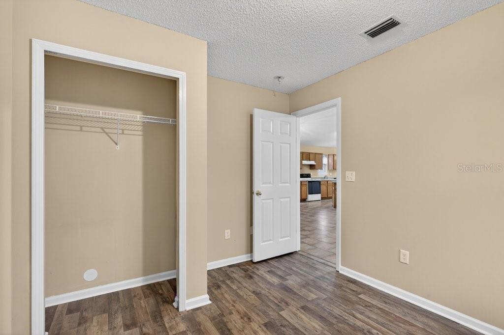 SUNNYSIDE PARK - Residential