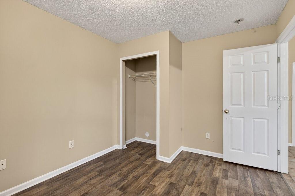 SUNNYSIDE PARK - Residential