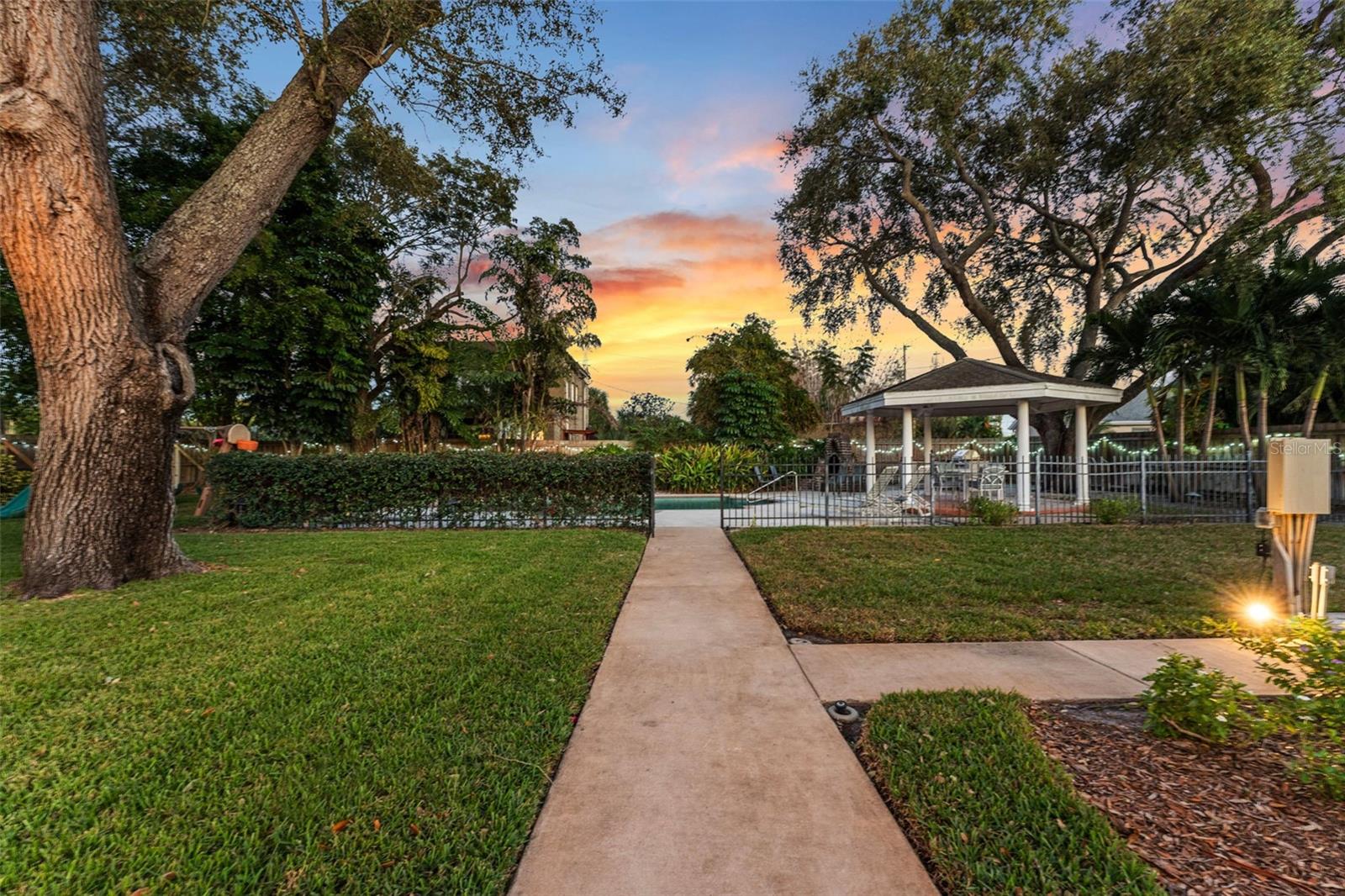 DAVISTA, REV MAP OF - Residential