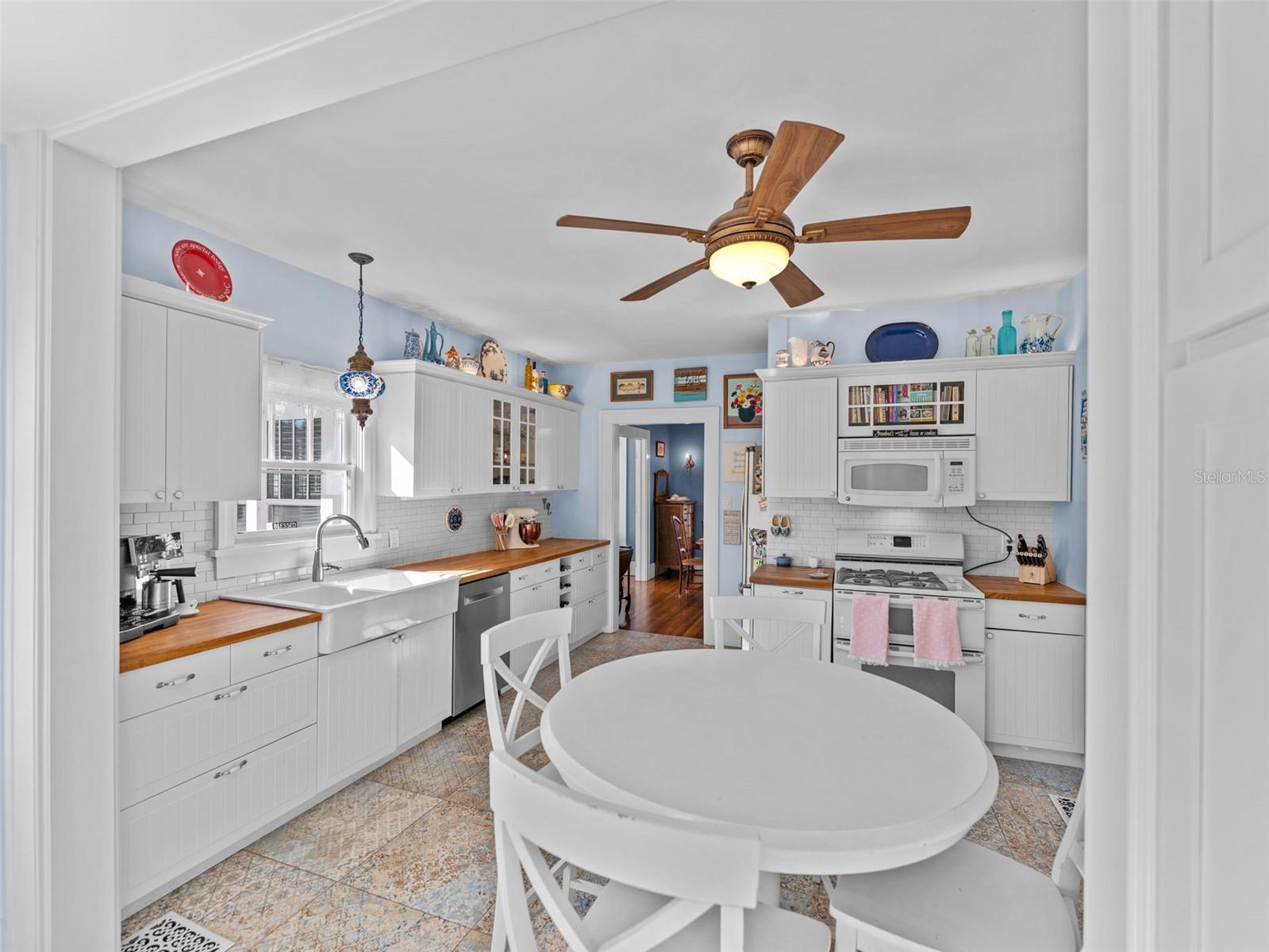 DAVISTA, REV MAP OF - Residential