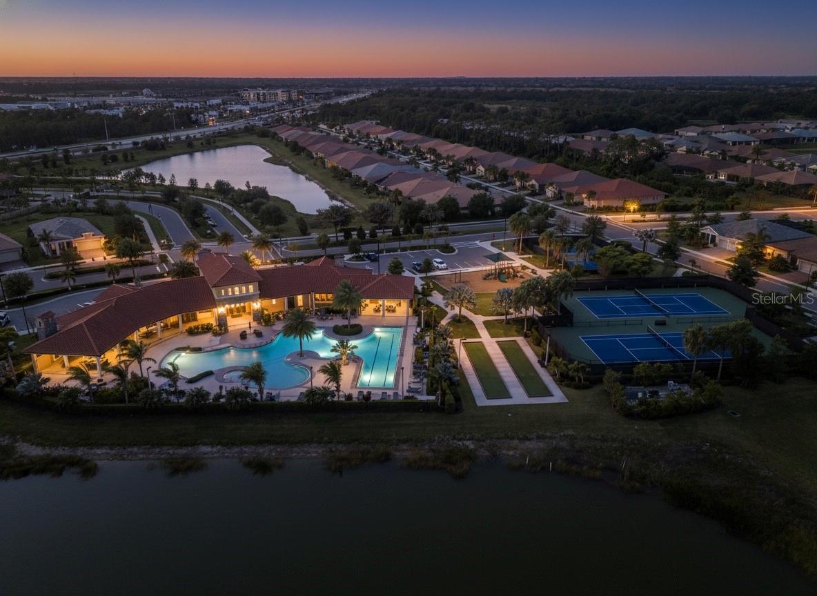 RENAISSANCE AT WEST VILLAGES - Residential