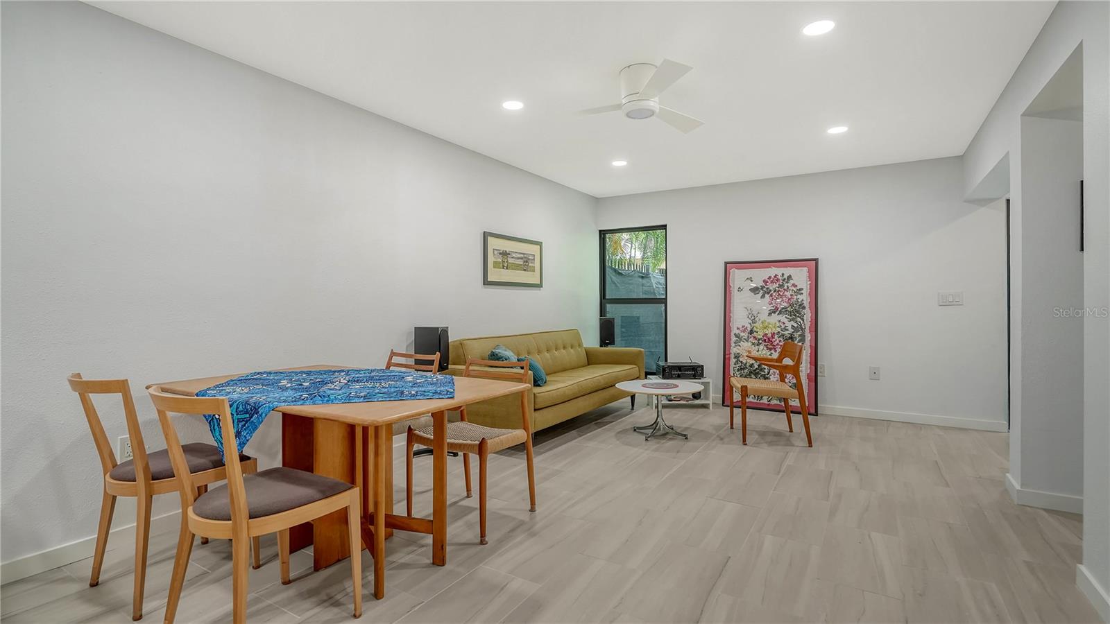 BURNS COURT ENCLAVE - Residential