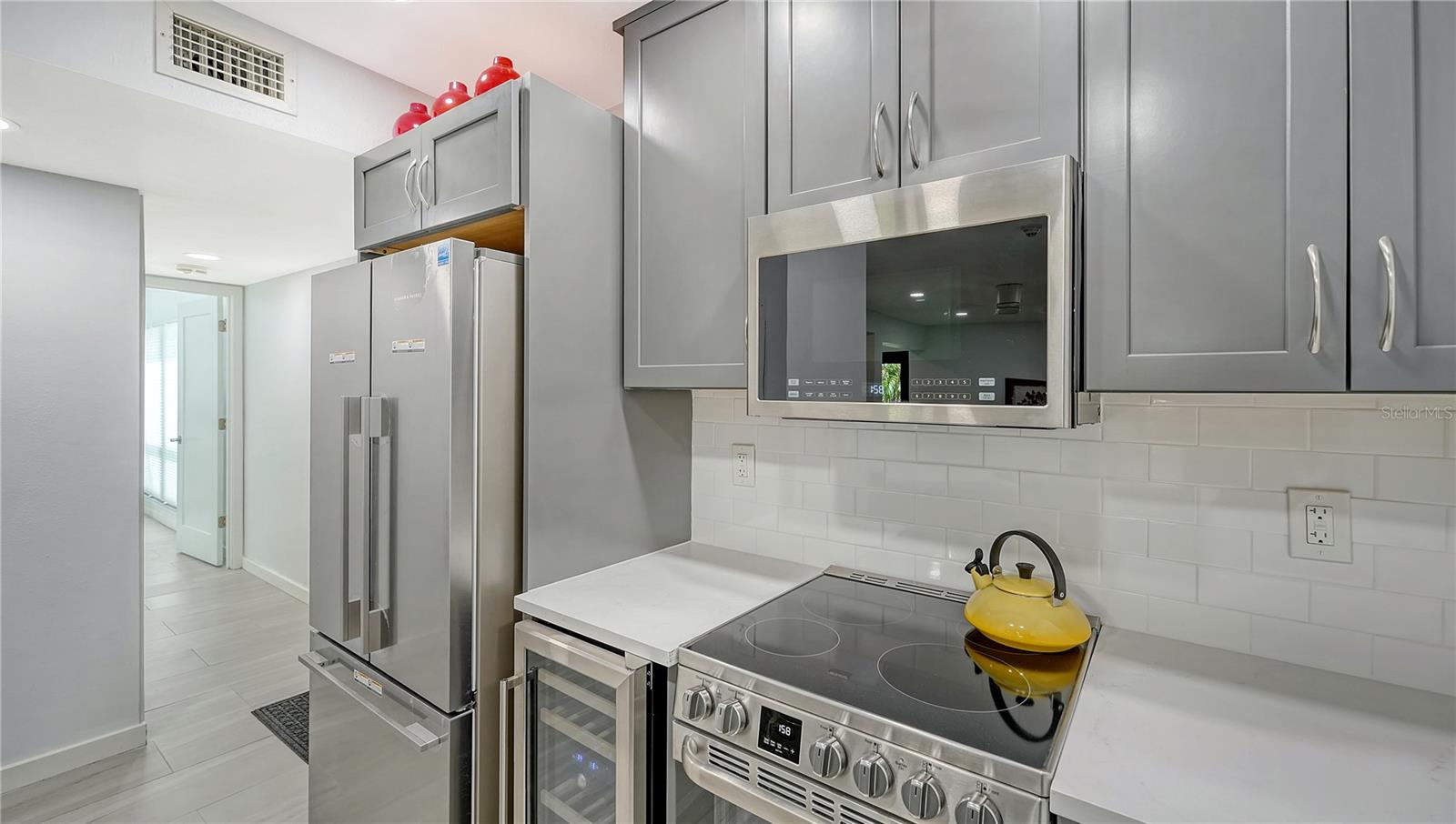 BURNS COURT ENCLAVE - Residential