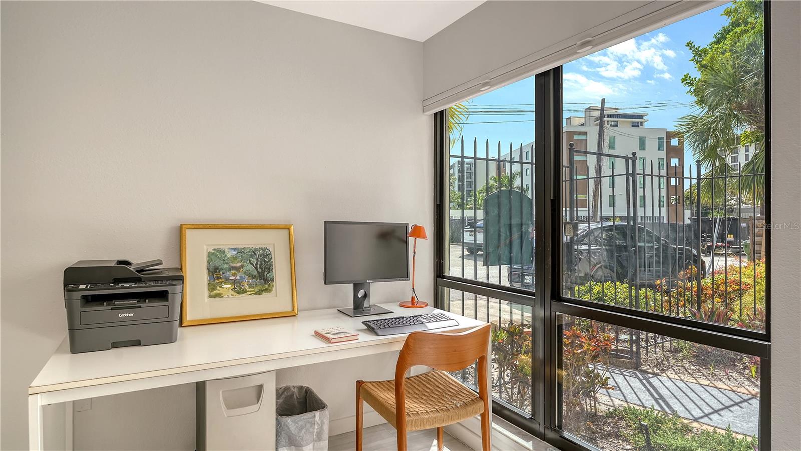 BURNS COURT ENCLAVE - Residential