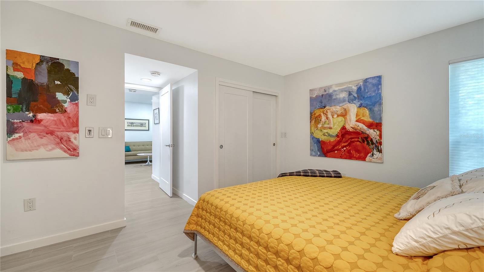 BURNS COURT ENCLAVE - Residential