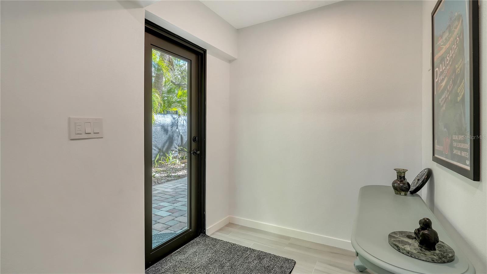 BURNS COURT ENCLAVE - Residential