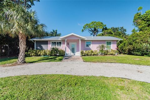 Photo of 804 75th Street W, Bradenton, FL 34209 (MLS # O6329353)