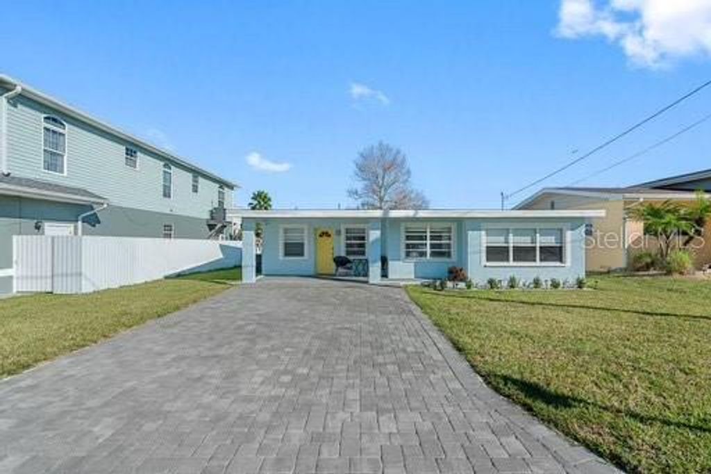 Photo of 13912 Duley Avenue, Hudson, FL 34667 (MLS # TB8447274)
