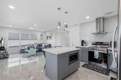 HUDSON BEACH ESTATES - Residential