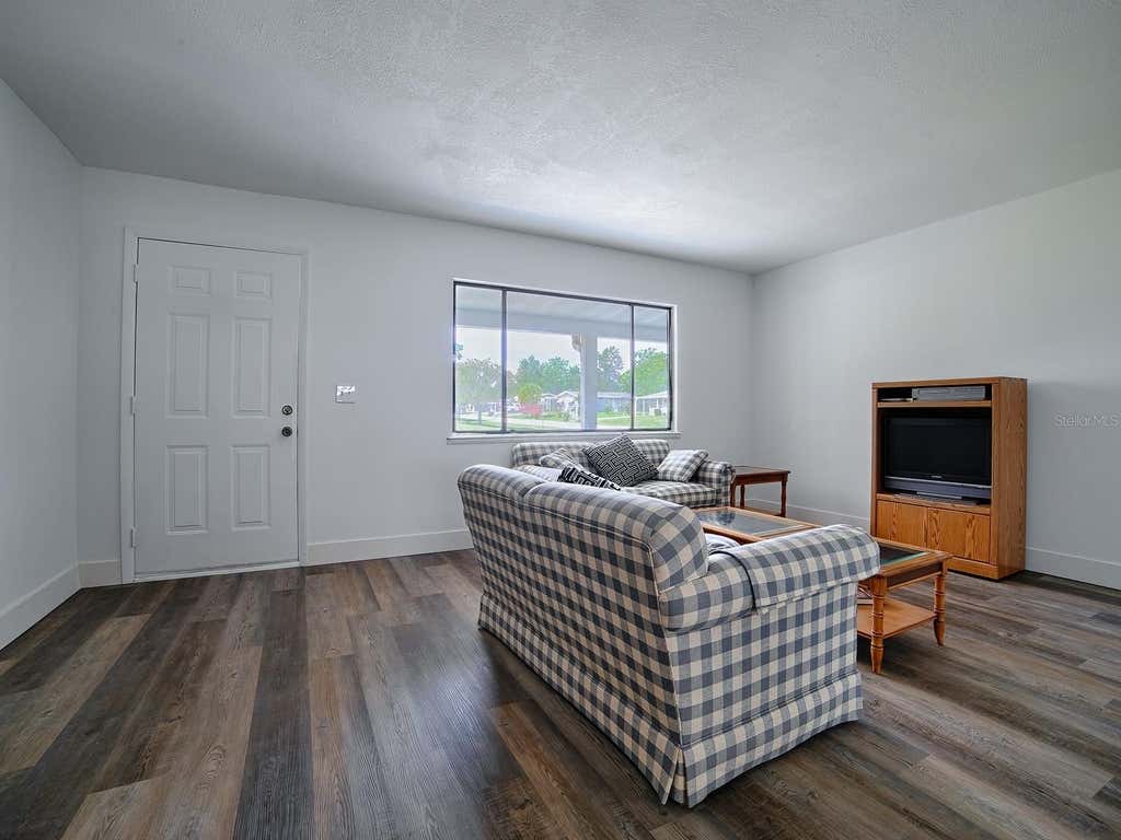Photo of 9115 SW 102nd Lane, Ocala, FL 34481 (MLS # G5115901)