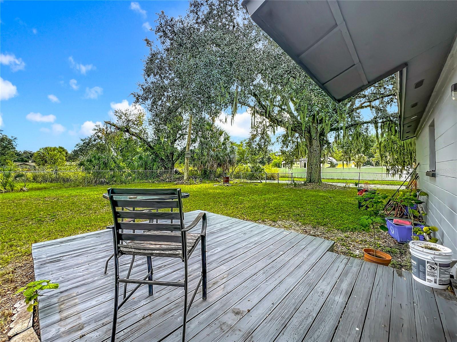 ACADEMY MANOR UNIT 02 - Residential