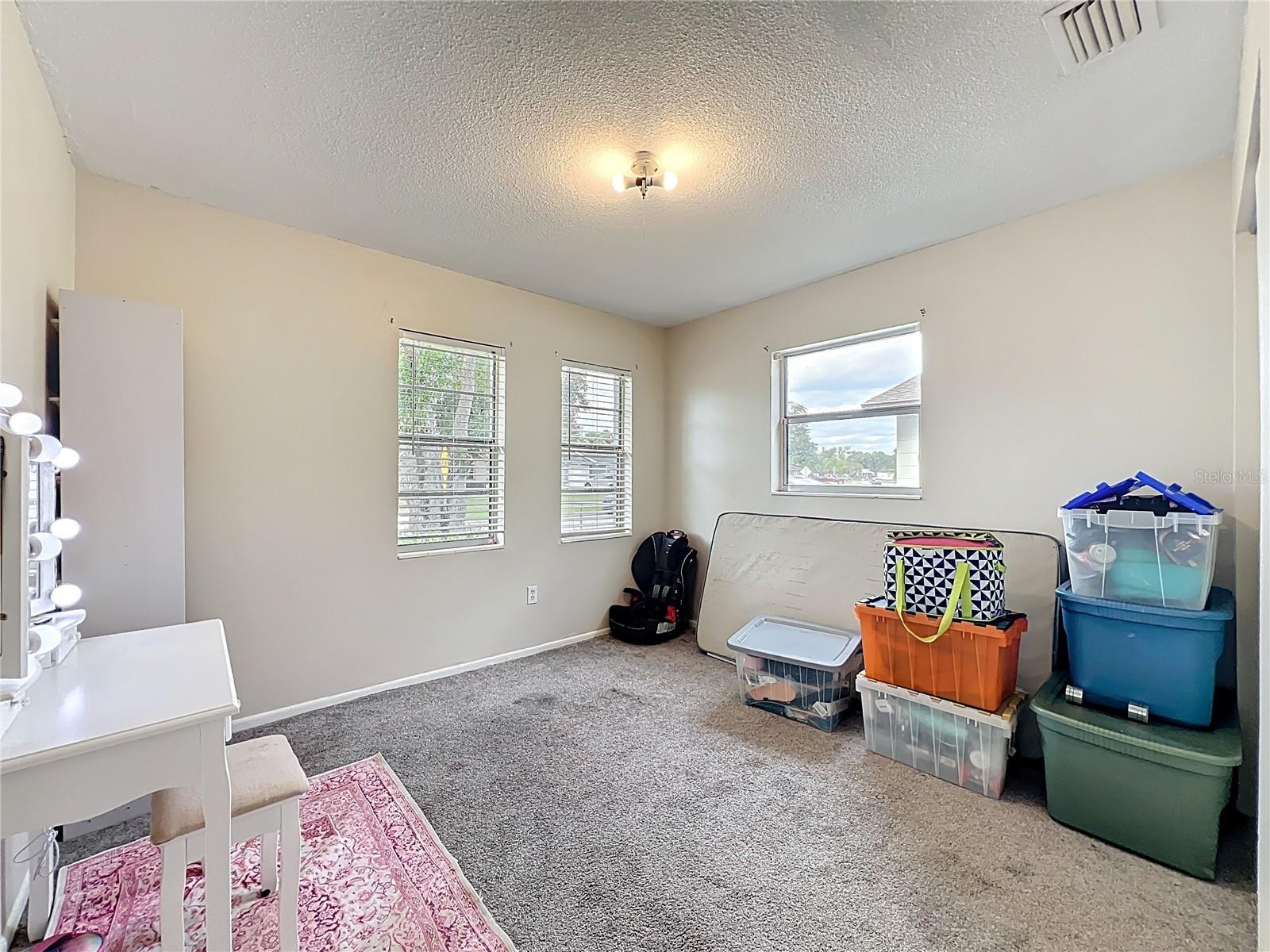 ACADEMY MANOR UNIT 02 - Residential