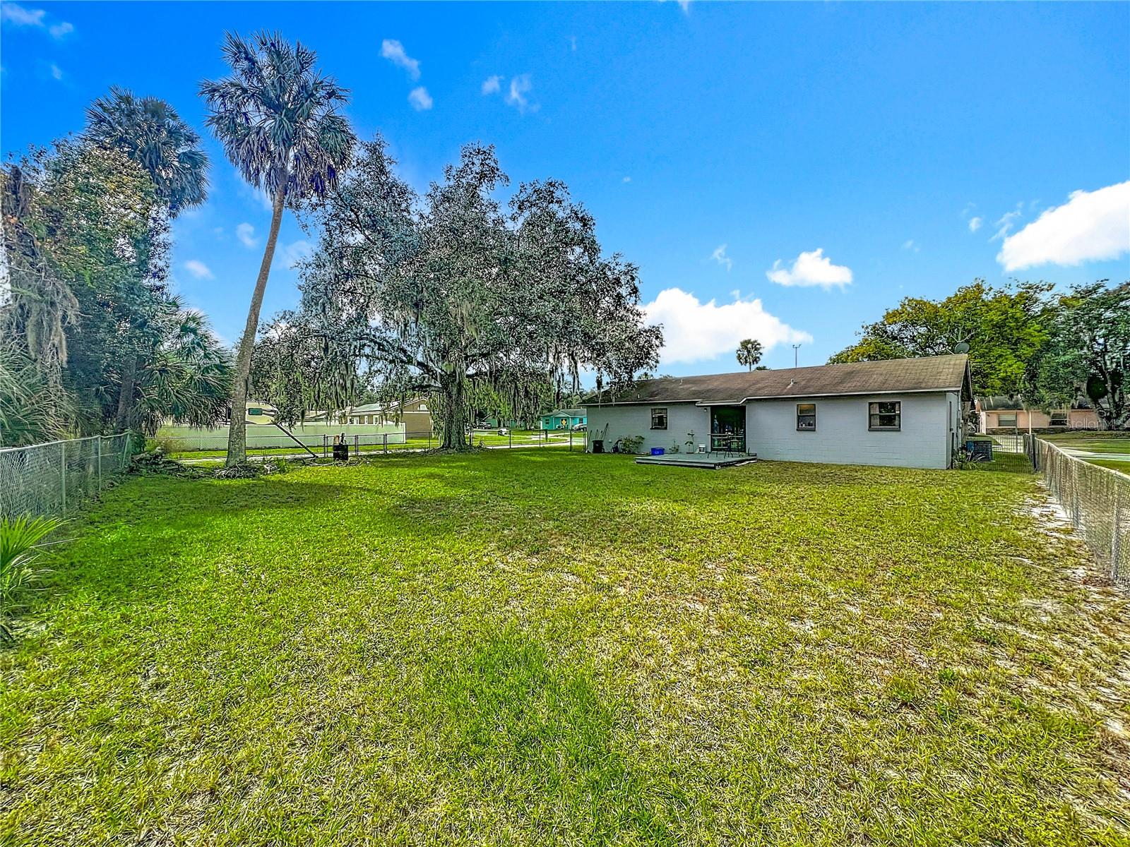 ACADEMY MANOR UNIT 02 - Residential