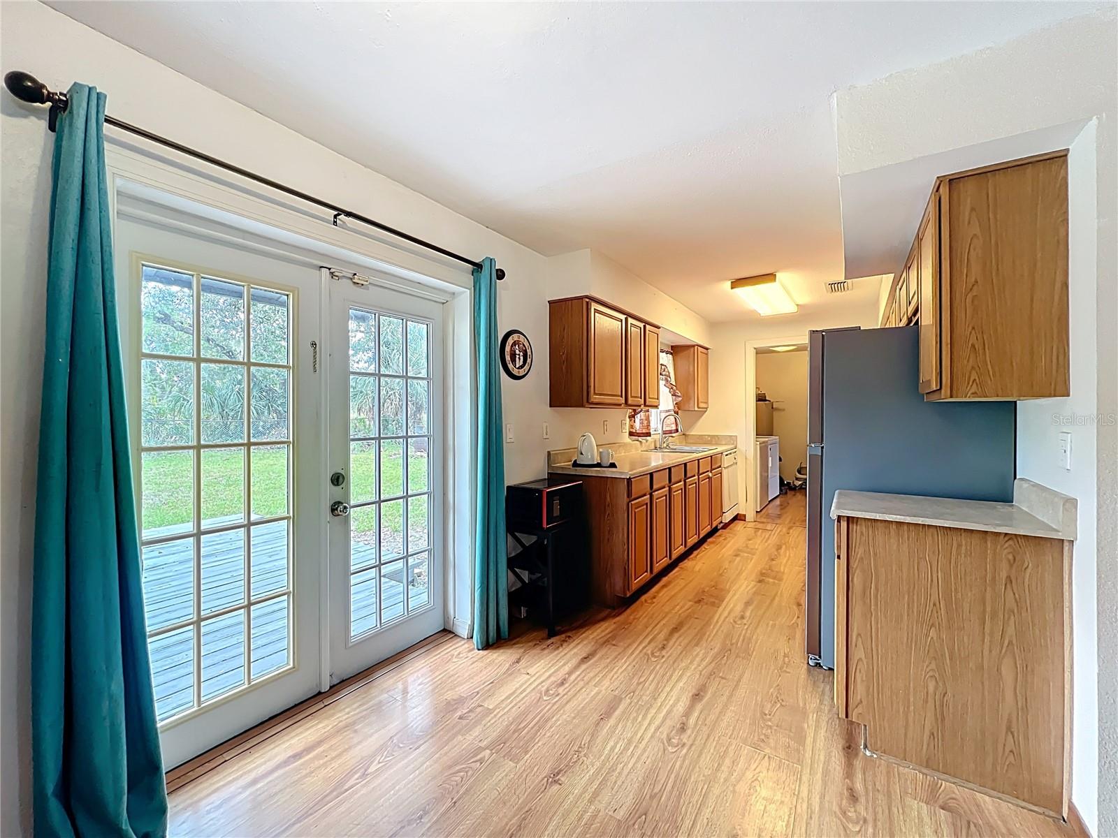 ACADEMY MANOR UNIT 02 - Residential