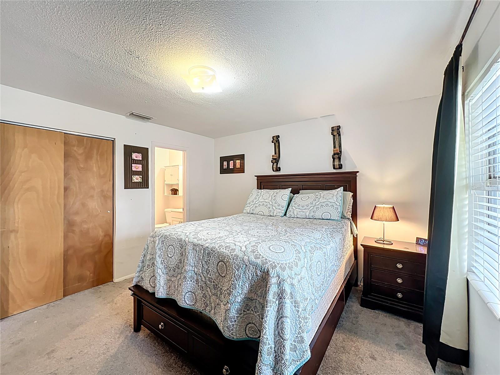 ACADEMY MANOR UNIT 02 - Residential