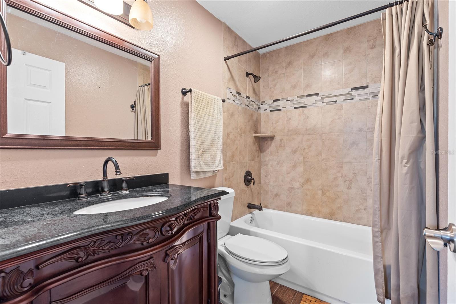 IMPERIAL PARK CONDO - Residential