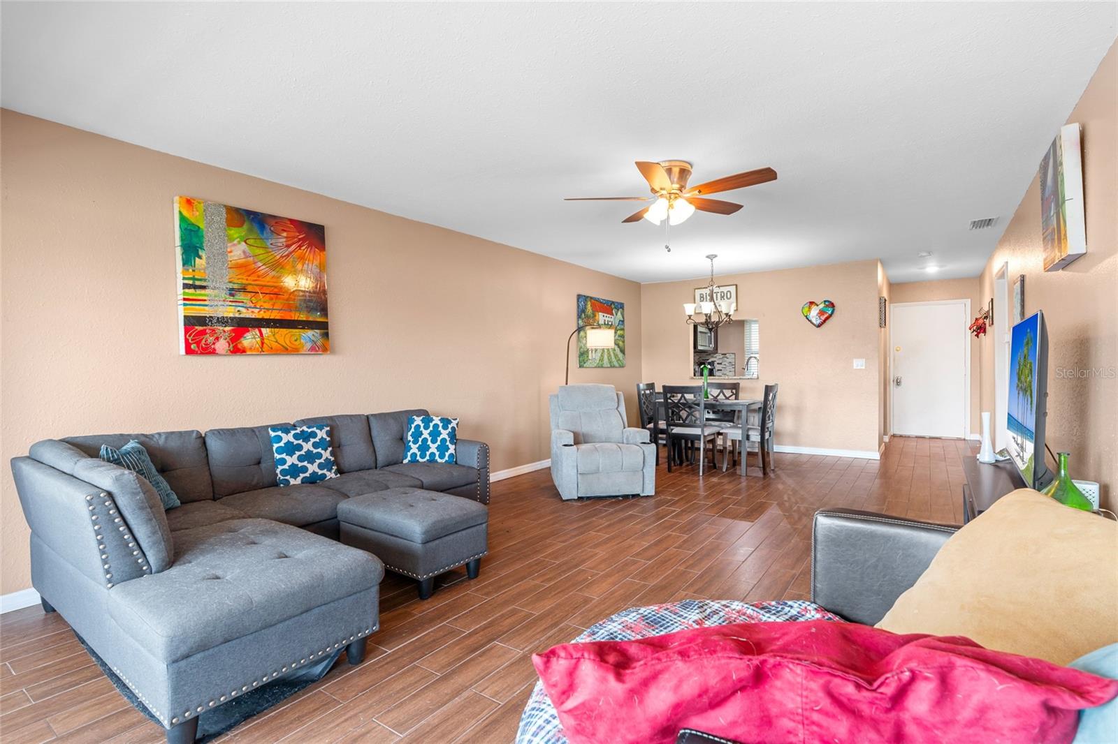 IMPERIAL PARK CONDO - Residential