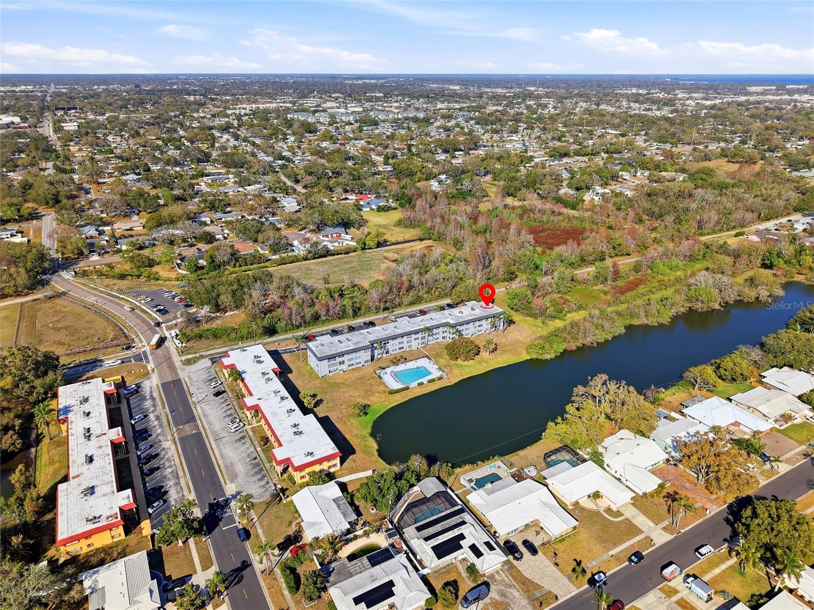 IMPERIAL PARK CONDO - Residential